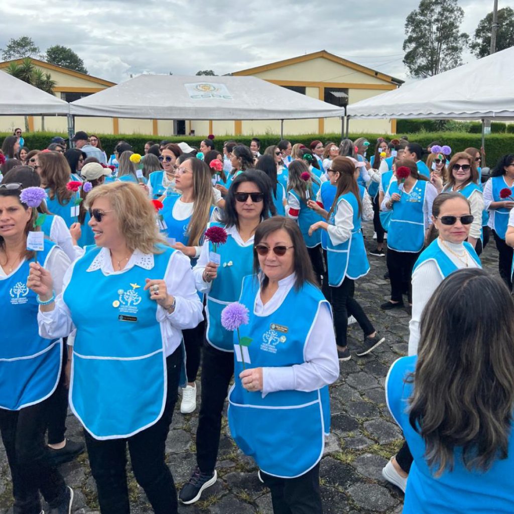 CAPACITACION E INTEGRACION 11_Mesa de trabajo 1