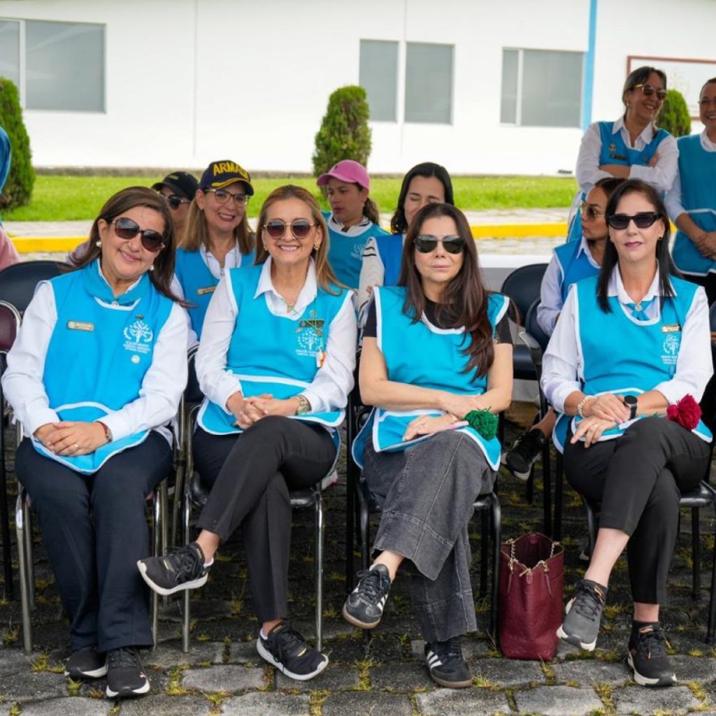 CAPACITACION E INTEGRACION 4_Mesa de trabajo 1